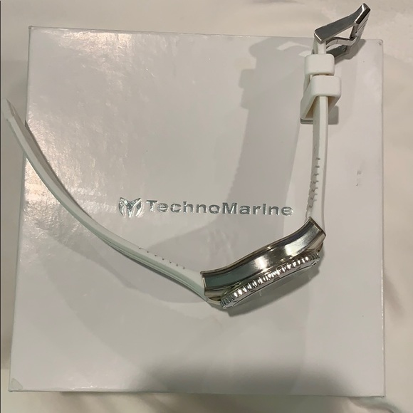 TechnoMarine - Picture 6 of 8